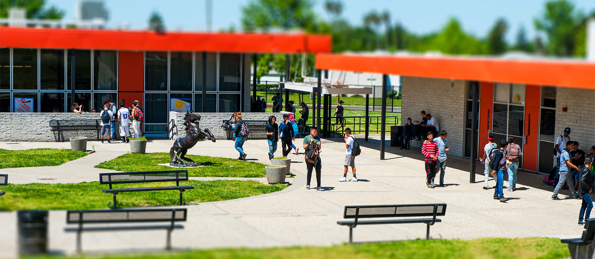 The quad area of Foothill High School 
